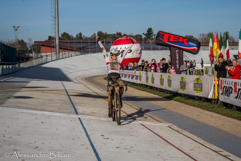 Gioele Bertolini, Carlotta Borello e il campione europeo Mattia Agostinacchio firmano il Turin International Cyclocross